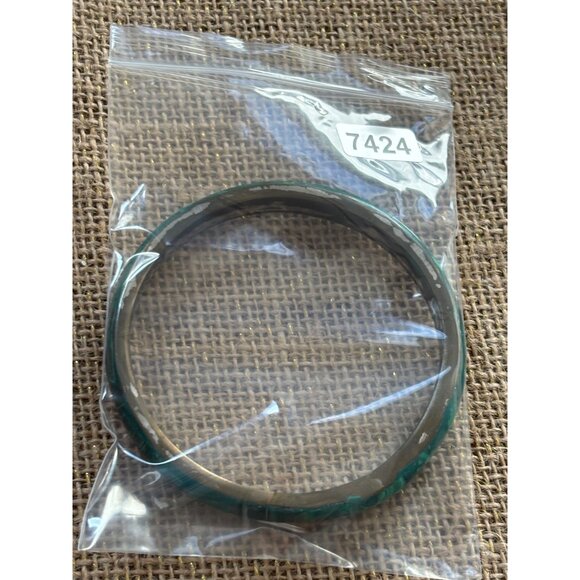 Vintage Green Malachite Stone Bangle Bracelet - Picture 3 of 14